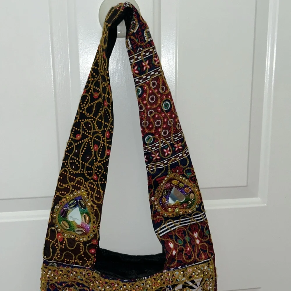 BOHEMIAN HOBO BAG